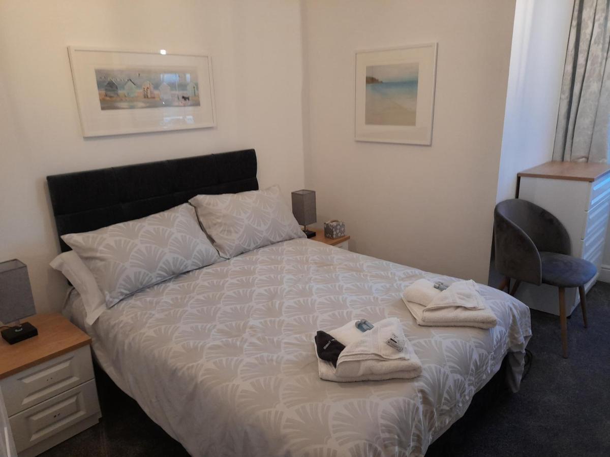 Tregella Guest House New Quay エクステリア 写真